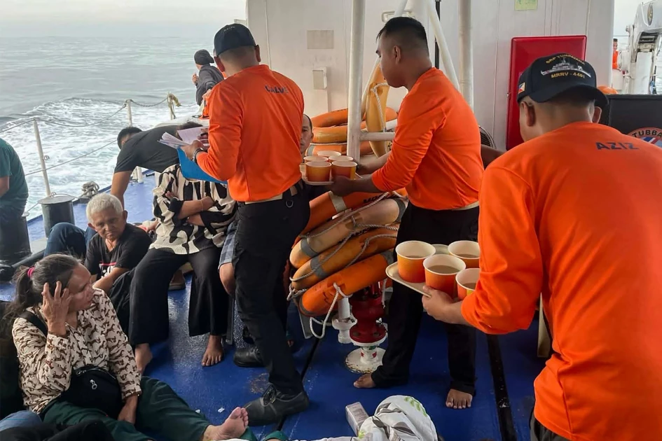 15 Dead, 28 Missing After Ferry Sinks Off Southern Philippines